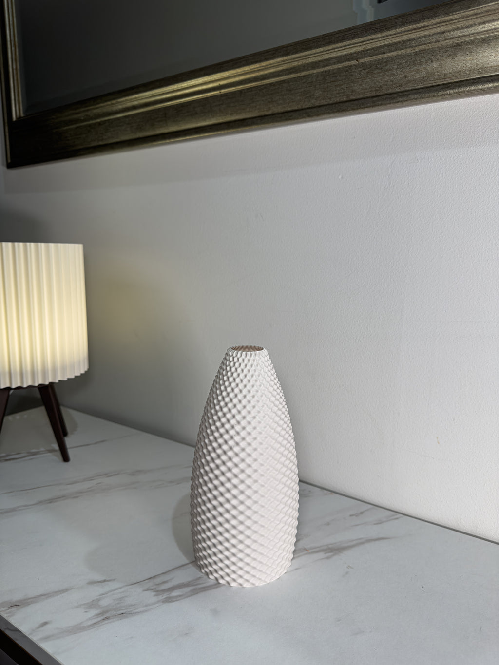 Siska Vase