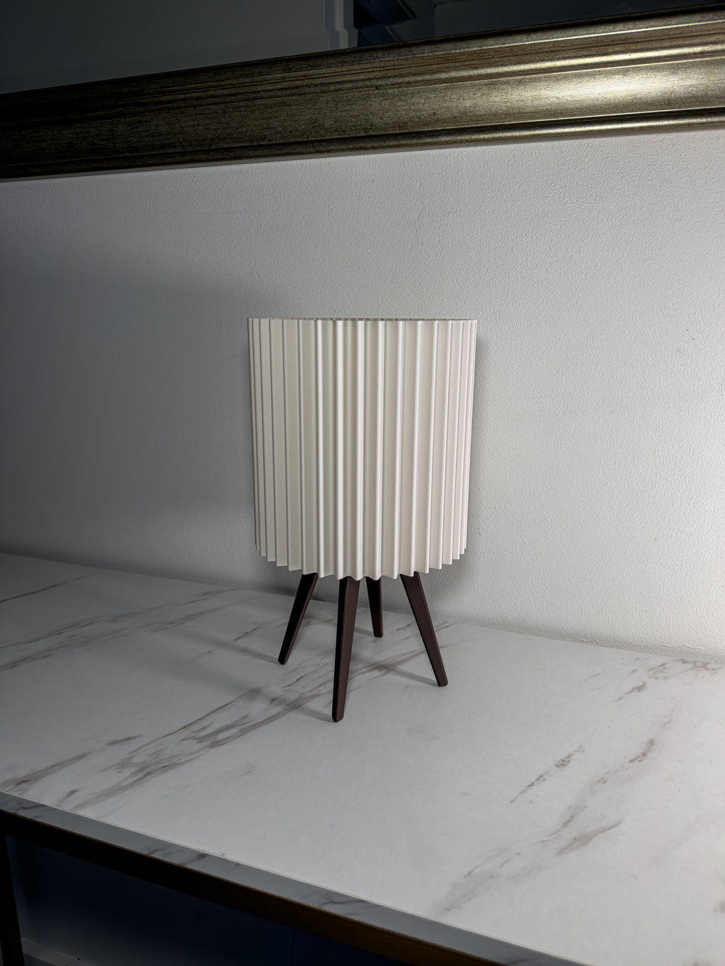 Triandis Ribbed Lamp