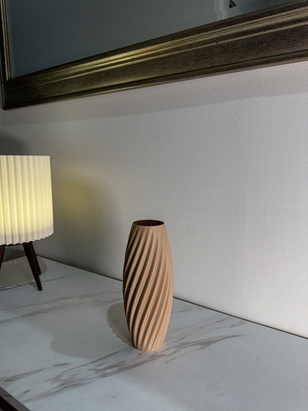 Texturia Wavy Vases