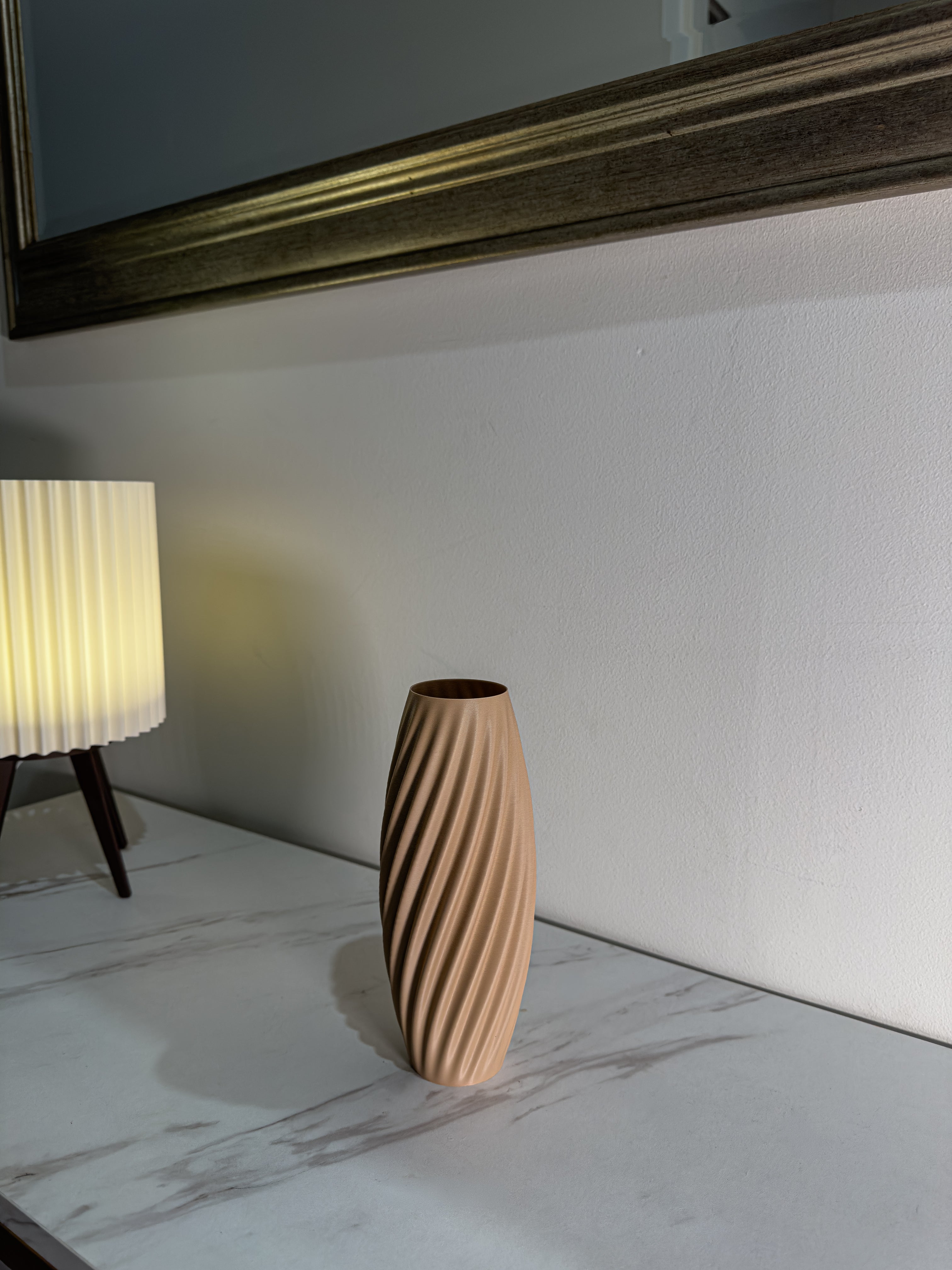 Texturia Wavy Vases