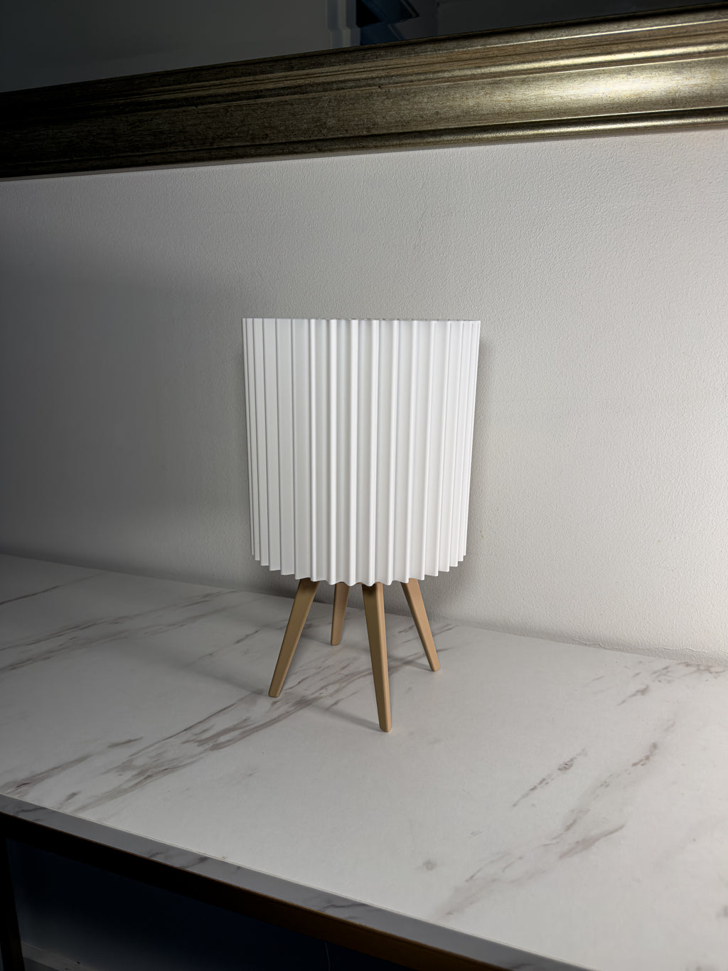 Triandis Ribbed Lamp