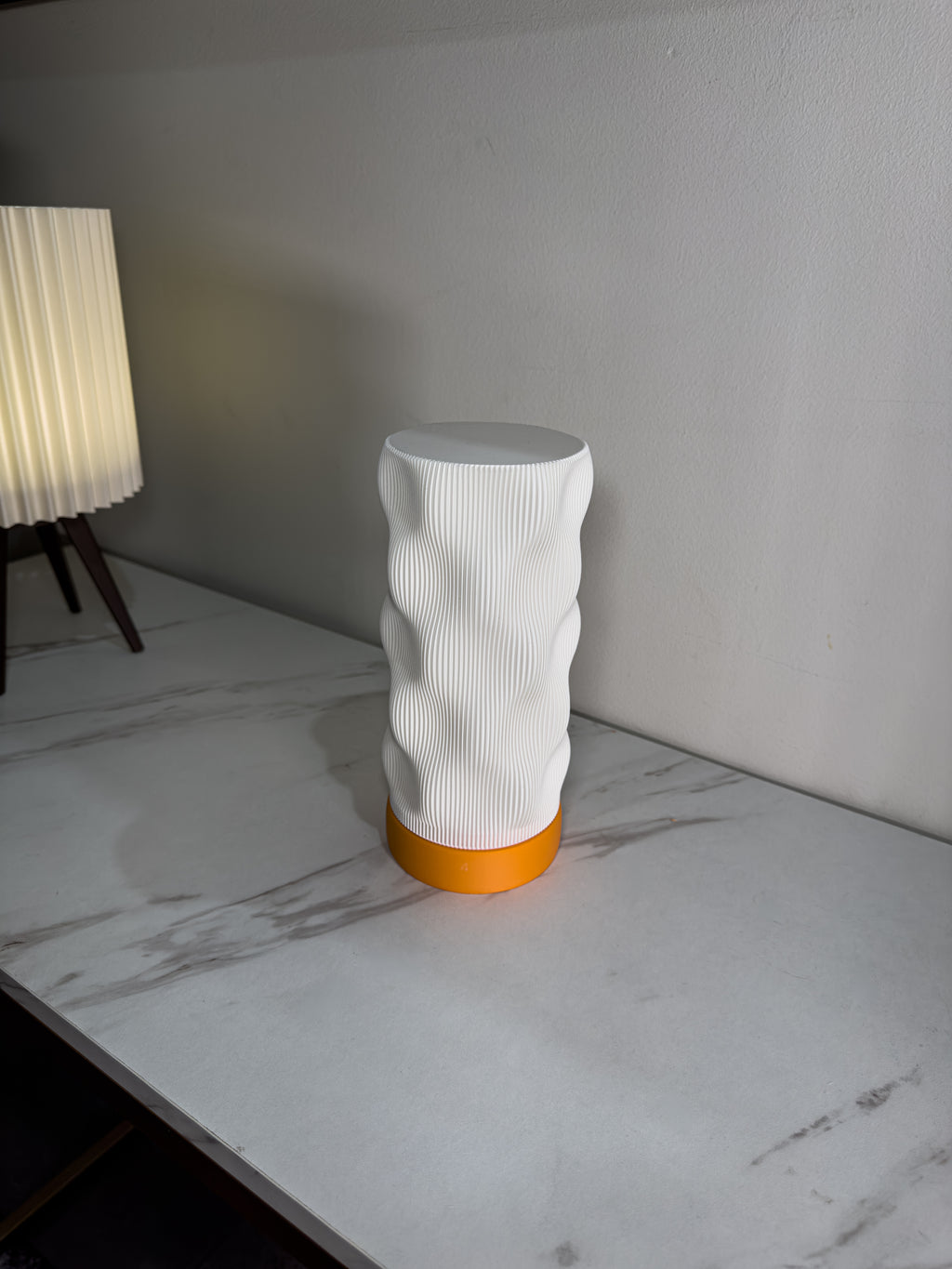 Wavia Lamp