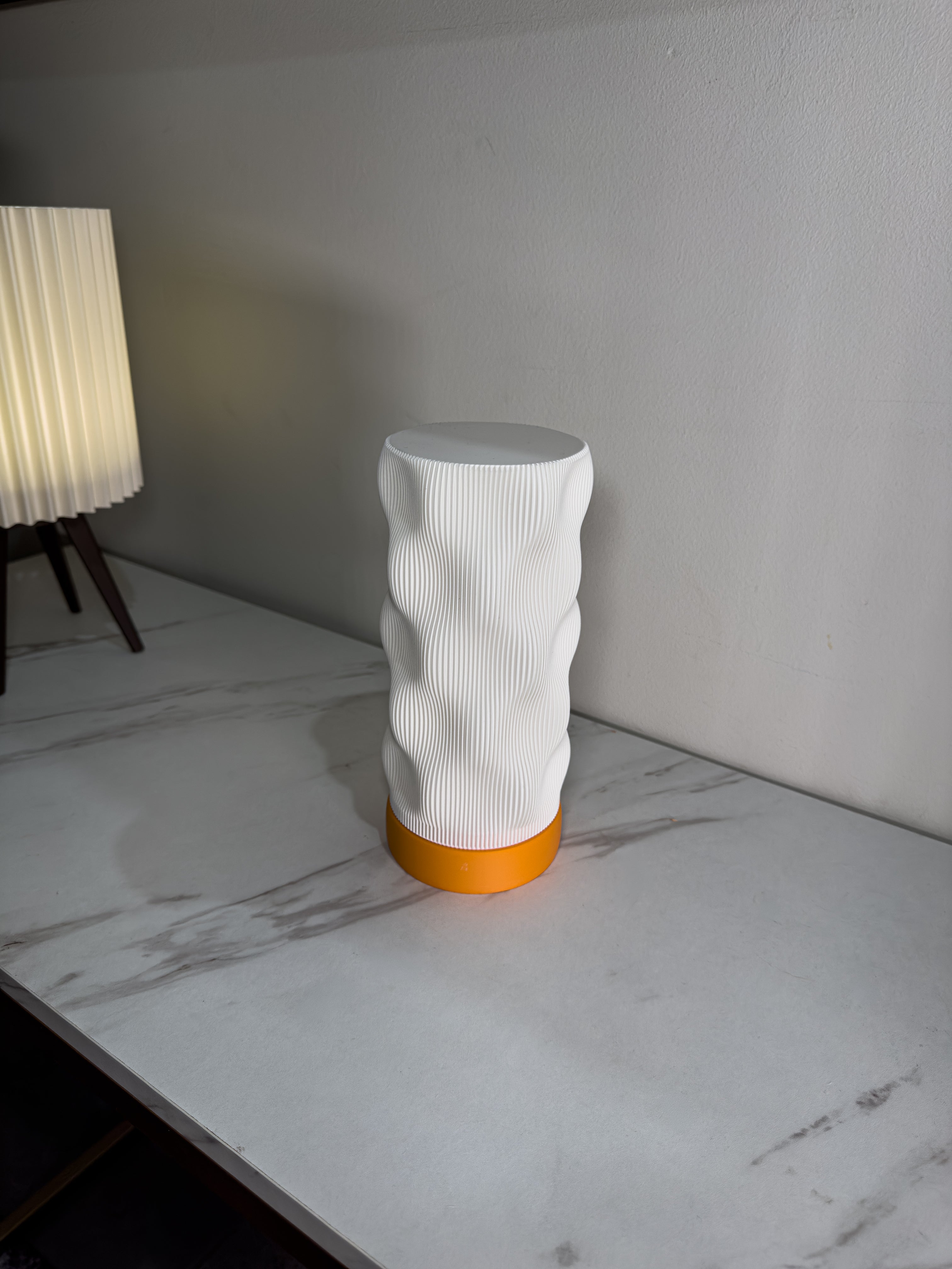 Wavia Lamp